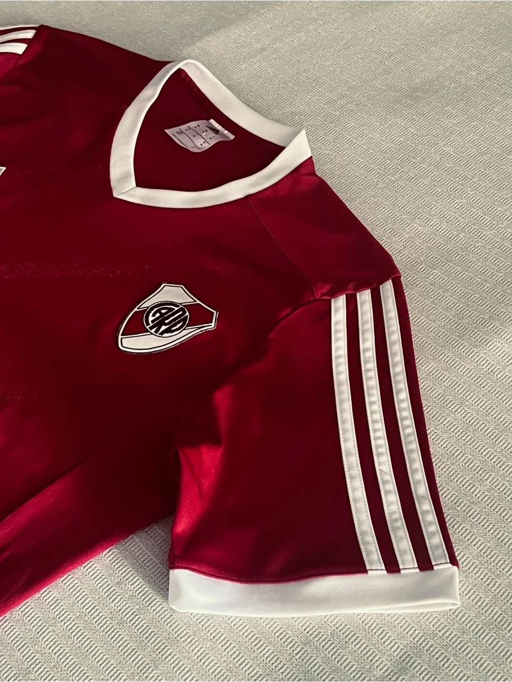 Adidas Club Atlético River Plate (CARP), away kit
